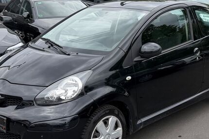 Toyota Aygo (X) 130.000 km 1.999 &euro; Frankfurt am Main 60486