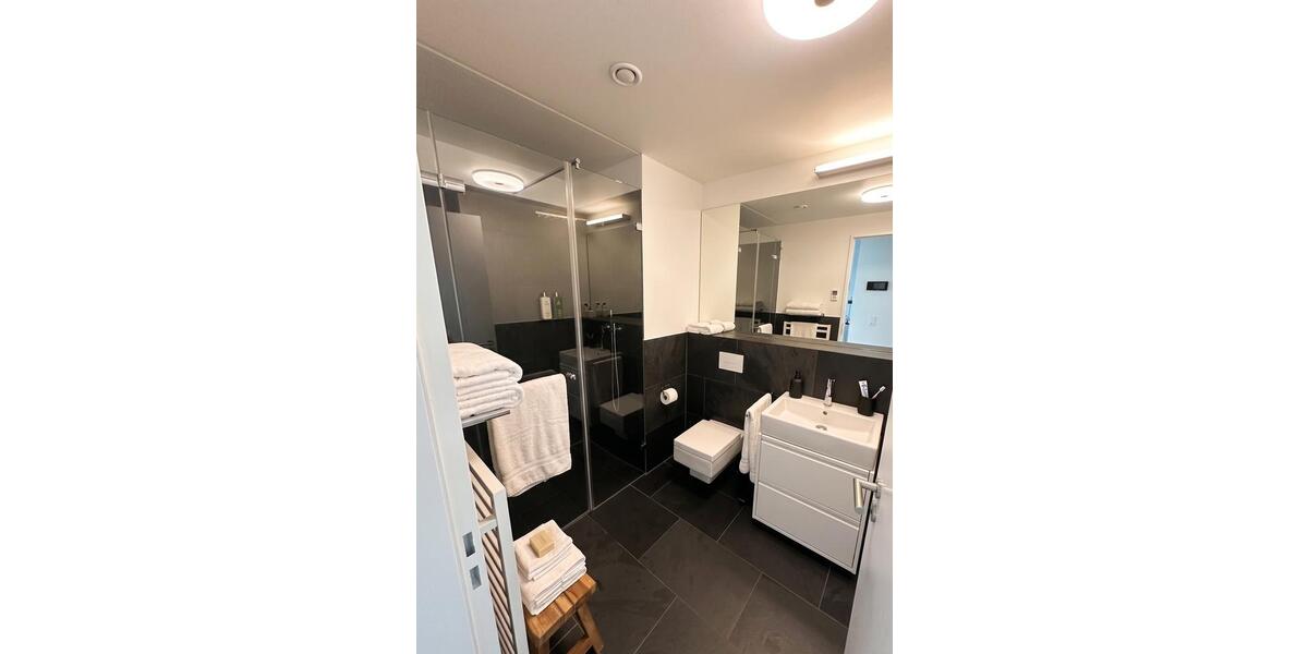 Etagenwohnung Frankfurt am Main Oberrad - 2 Zimmer, 70 m&sup2;, 2.990&euro; | Angebot:26586190