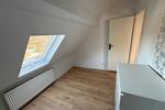 Dachgeschoßwohnung Oberursel (Taunus) - 4 Zimmer, 100 m&sup2;, 1.200&euro; | Angebot:25295601