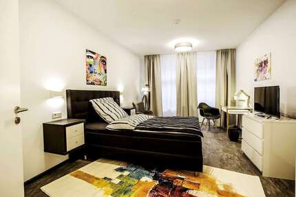 Zimmer Frankfurt Bahnhofsviertel - 6 Zimmer, 690&euro; | Angebot:26961206