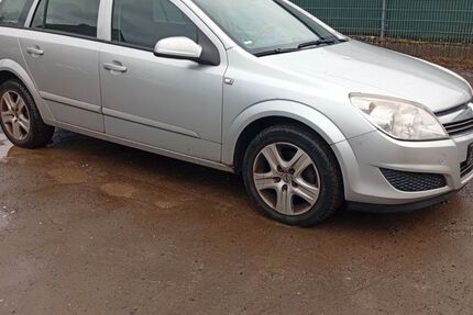 Opel Astra 308.000 km 1.499 &euro; Hanau 63452