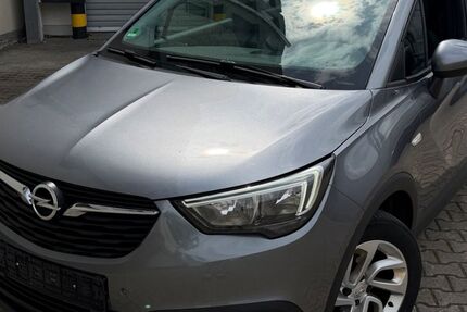 Opel Crossland (X) 165.000 km 6.999 &euro; Frankfurt am Main 65933