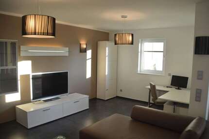 Wohnung Offenbach am Main Hafen - 2 Zimmer, 86 m&sup2;, 1.650&euro; | Angebot:26884564