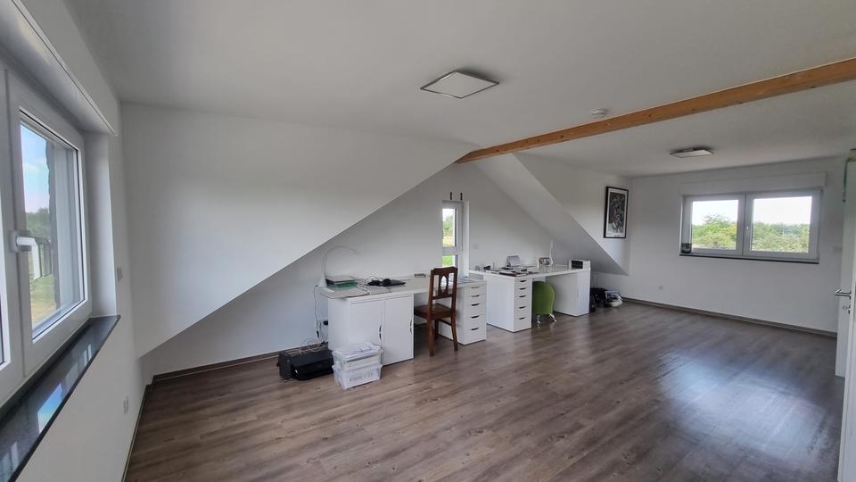 Burgholzhausen: Modernes EFH mit tollem Gartengrundstück! 7 zimmer