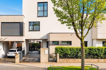 Haus Frankfurt am Main Kalbach-Riedberg - 6 Zimmer, 170 m&sup2;, 1.099.000&euro; | Angebot:25628906