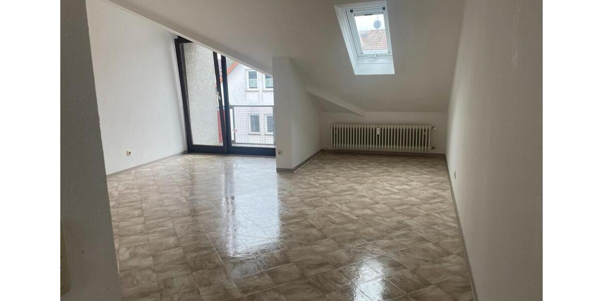 Dachgeschoßwohnung Bad Homburg vor der Höhe Berliner Siedlung/Gartenfeld - 2 Zimmer, 43 m&sup2;, 650&euro; | Angebot:26478430