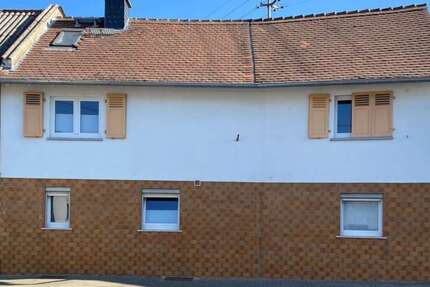 Haus zum Mieten in Limeshain 1.300 € 147 m²