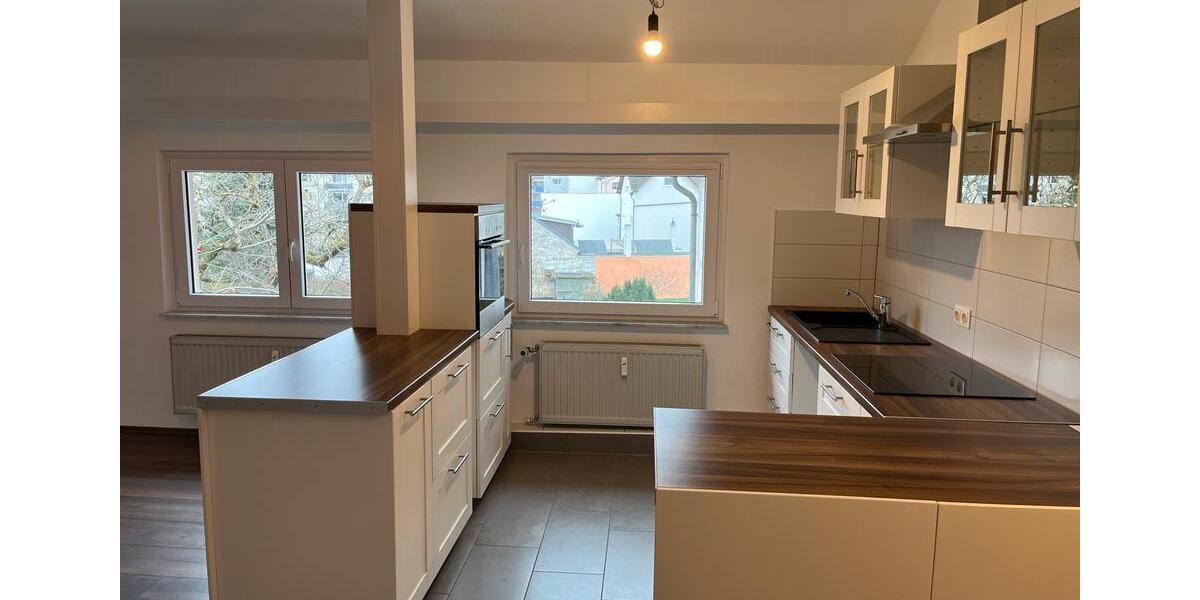 Etagenwohnung Hanau Lamboy - 4 Zimmer, 100 m&sup2;, 1.685&euro; | Angebot:25406610