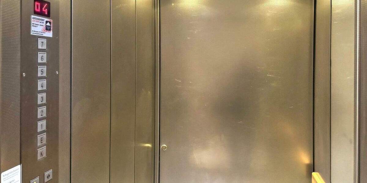 Renovierte & bezugsbereite Eigentumswohnung 2 zimmer