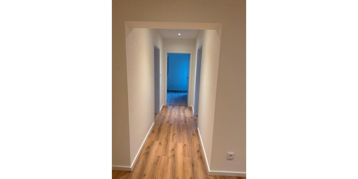 Neu sanierte 4-Zimmer-Wohnung 4 zimmer