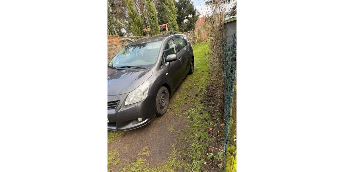 Toyota Verso 212.114 km 5.200 &euro; Rodgau 63110