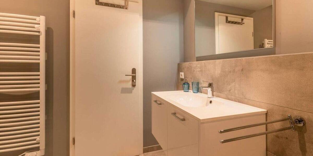 Etagenwohnung Frankfurt am Main Bahnhofsviertel - 2 Zimmer, 55 m&sup2;, 1.695&euro; | Angebot:24025853