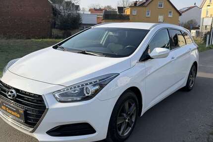 Hyundai i40 128.000 km 9.490 &euro; Friedrichsdorf/Köppern 61381