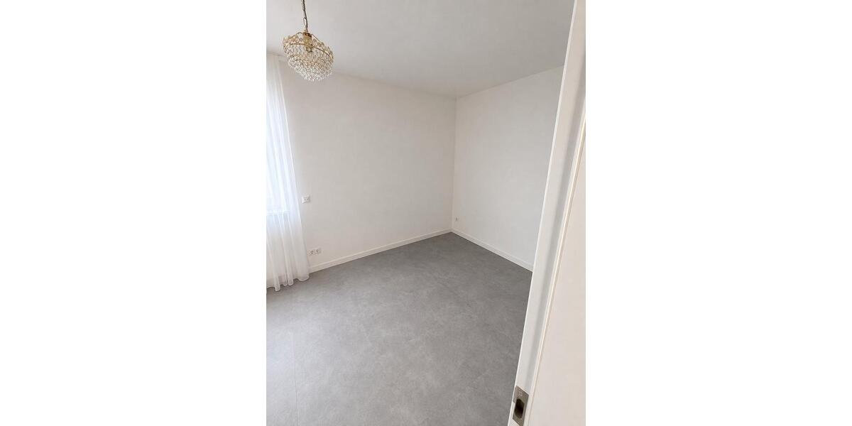 Doppelhaushälfte Bad Nauheim - 4 Zimmer, 120 m&sup2;, 630.000&euro; | Angebot:27262719