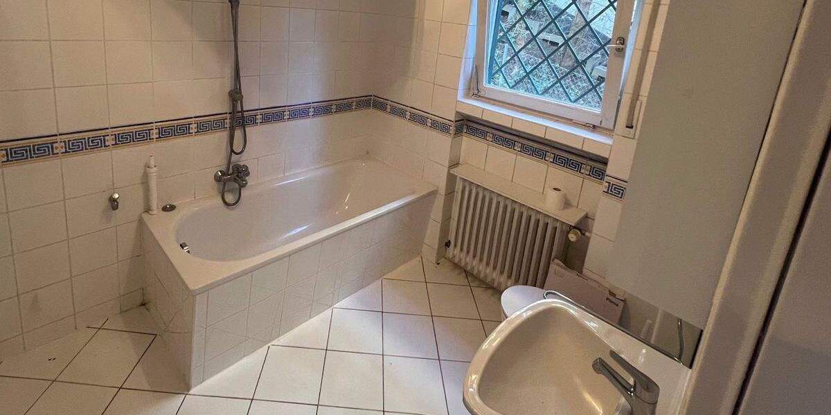 Einfamilienhaus Frankfurt am Main Bergen-Enkheim - 7 Zimmer, 224 m&sup2;, 1.395.000&euro; | Angebot:25373870