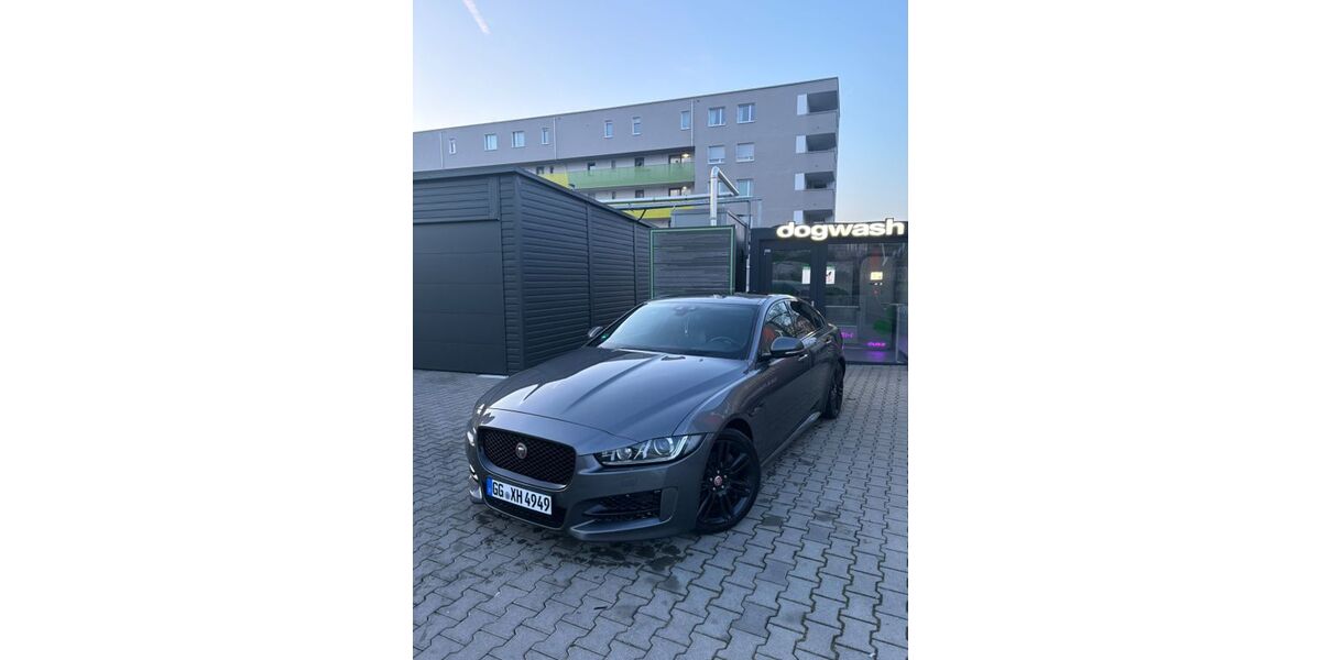 Jaguar XE 195.000 km 12.500 &euro; Raunheim 65479