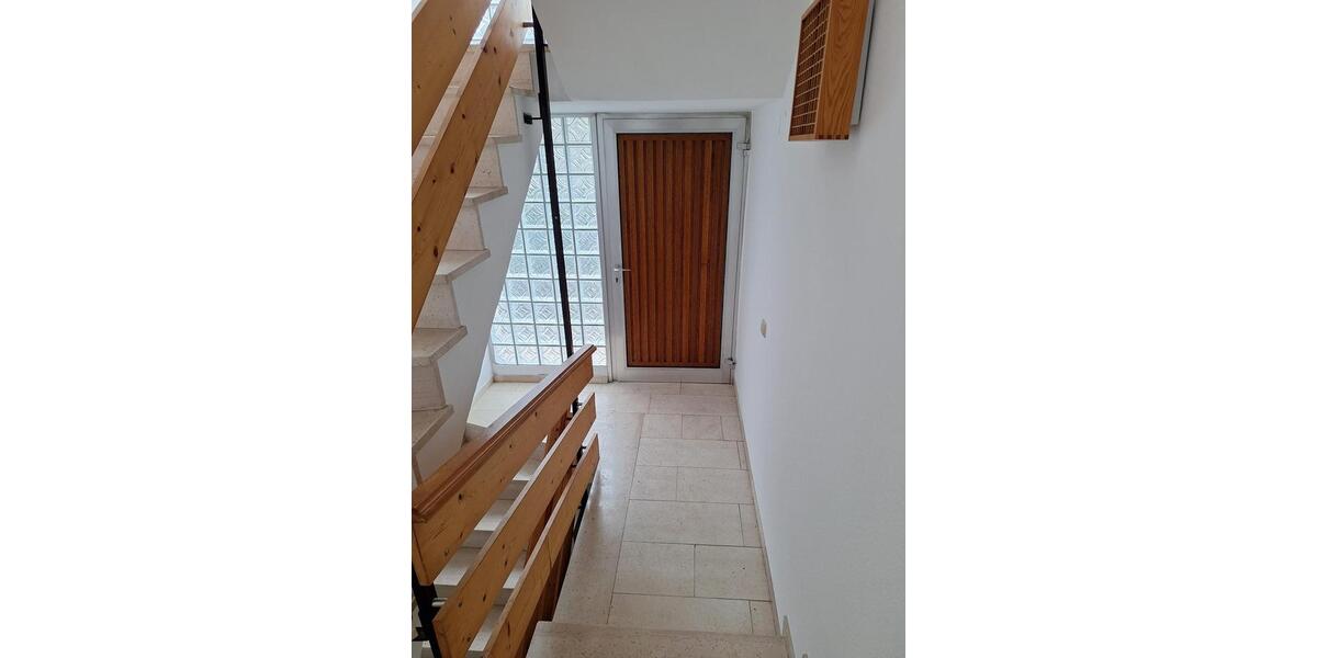 Helle, großzügige 3-Zimmer-Wohnung mit Balkon in Top-Lage - ruhig, aber zentral 3 zimmer