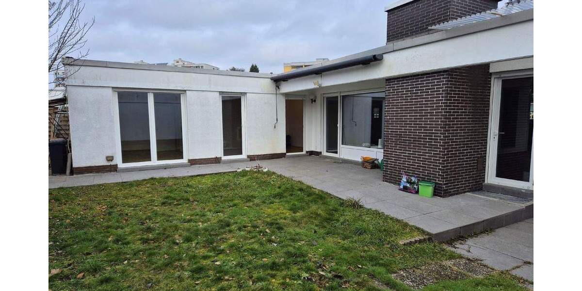 Mehrfamilienhaus, Wohnhaus Neu-Isenburg Gravenbruch - 4 Zimmer, 125 m&sup2;, 2.200&euro; | Angebot:24989061
