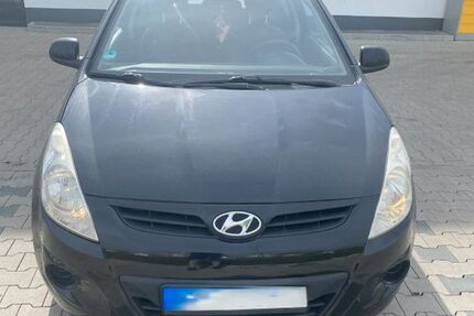 Hyundai i20 253.000 km 1.200 &euro; Rodenbach 63517