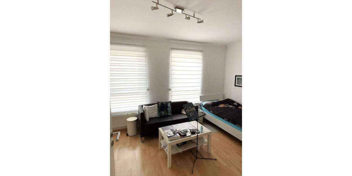 Frankfurt | Exklusives Einfamilienhaus mit Sauna, Kamin & Wintergarten – Privat 5 zimmer