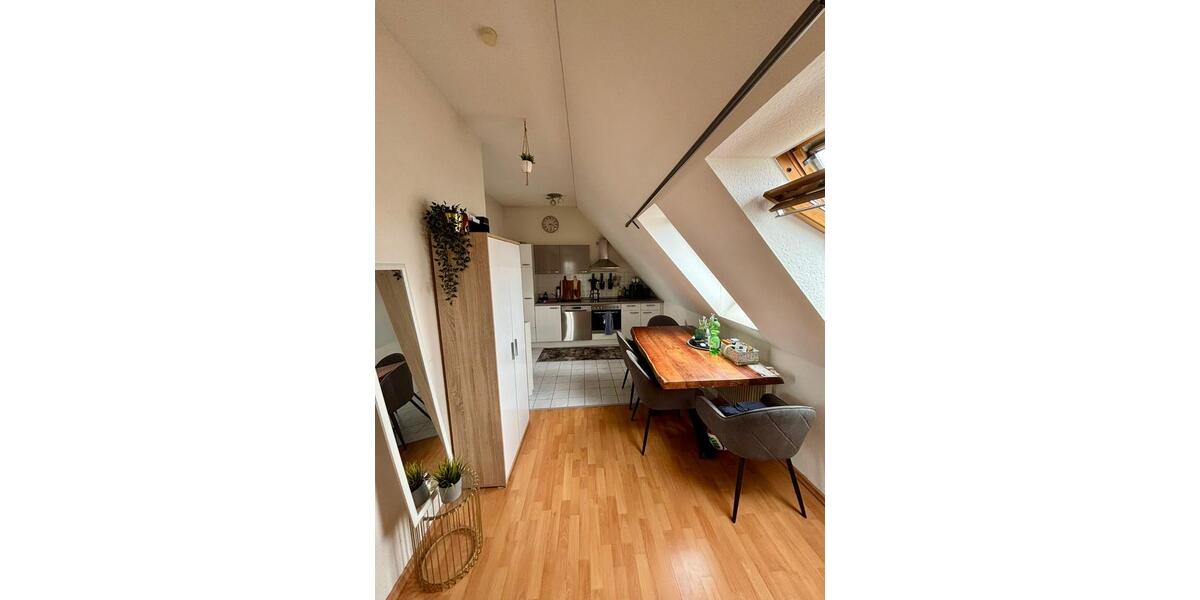 Dachgeschoßwohnung Rüsselsheim am Main - 1 Zimmer, 36 m&sup2;, 150.000&euro; | Angebot:27113692