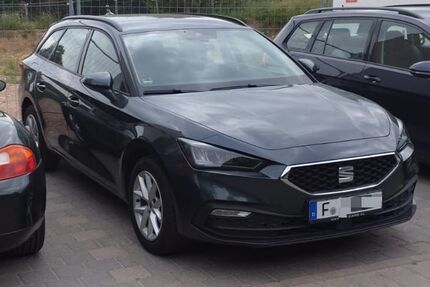 Seat Leon 41.200 km 22.000 &euro; Frankfurt am Main 60386