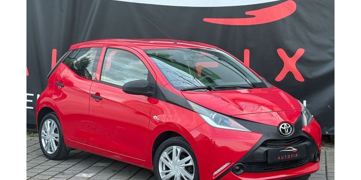 Toyota Aygo (X) 34.000 km 7.300 &euro; Mühlheim am main 63165