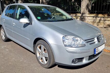 VW Golf 74.136 km 7.000 &euro; Frankfurt am Main 60596