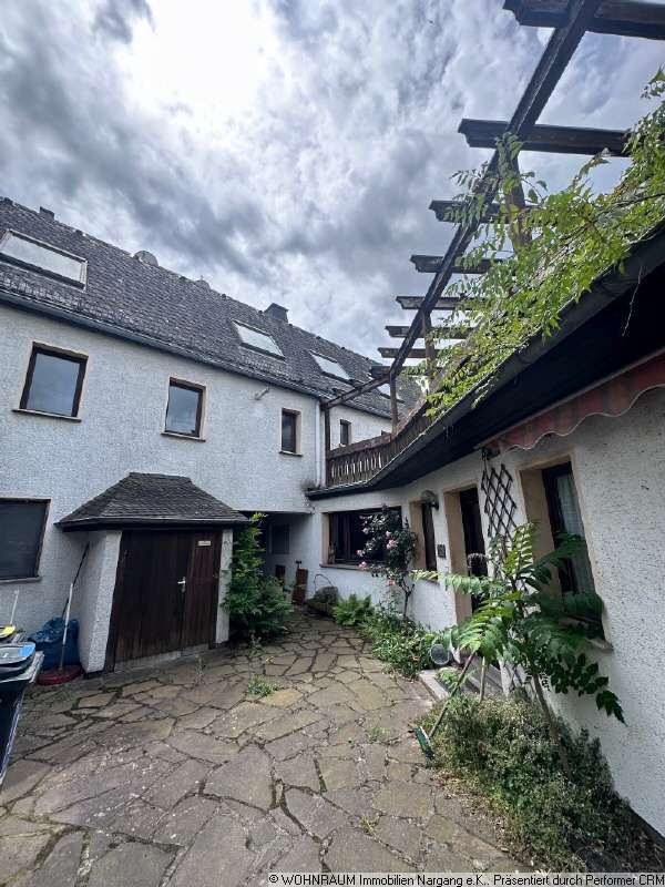 Haus zum Kaufen in Mainz-Kostheim 695.000 € 325 m²