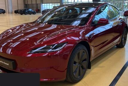 Tesla Model 3 26.836 km 36.200 € Hanau 63457