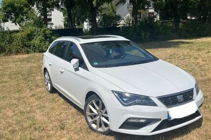 Seat Leon 95.570 km 17.299 &euro; Friedberg 61169