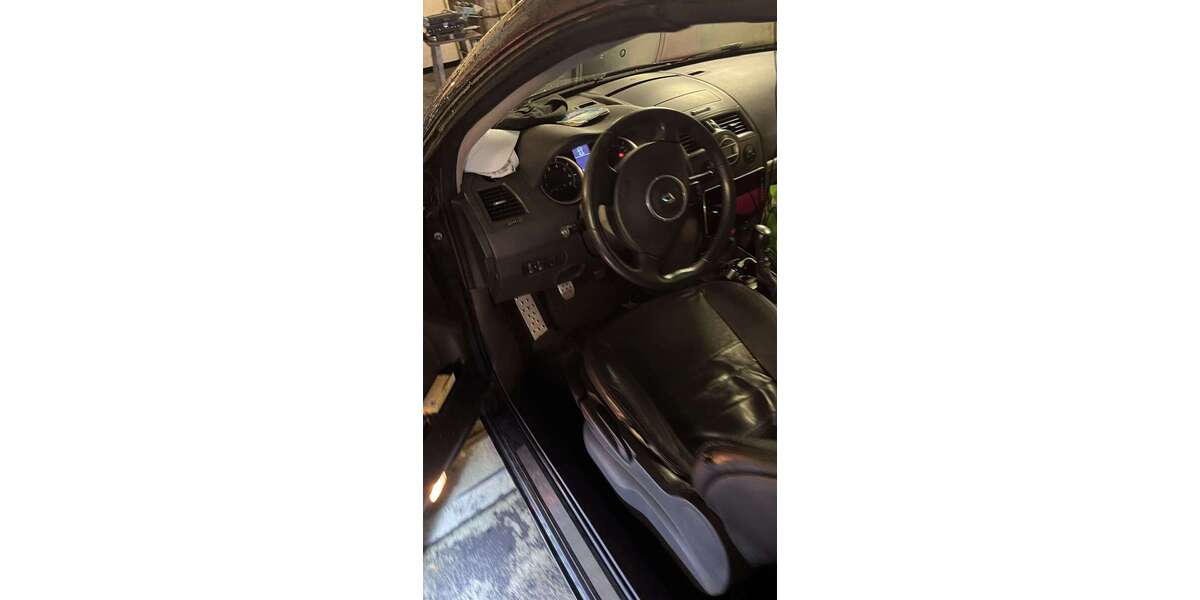 Renault Megane 199.500 km 2.800 &euro; Mörfelden Walldorf 64546