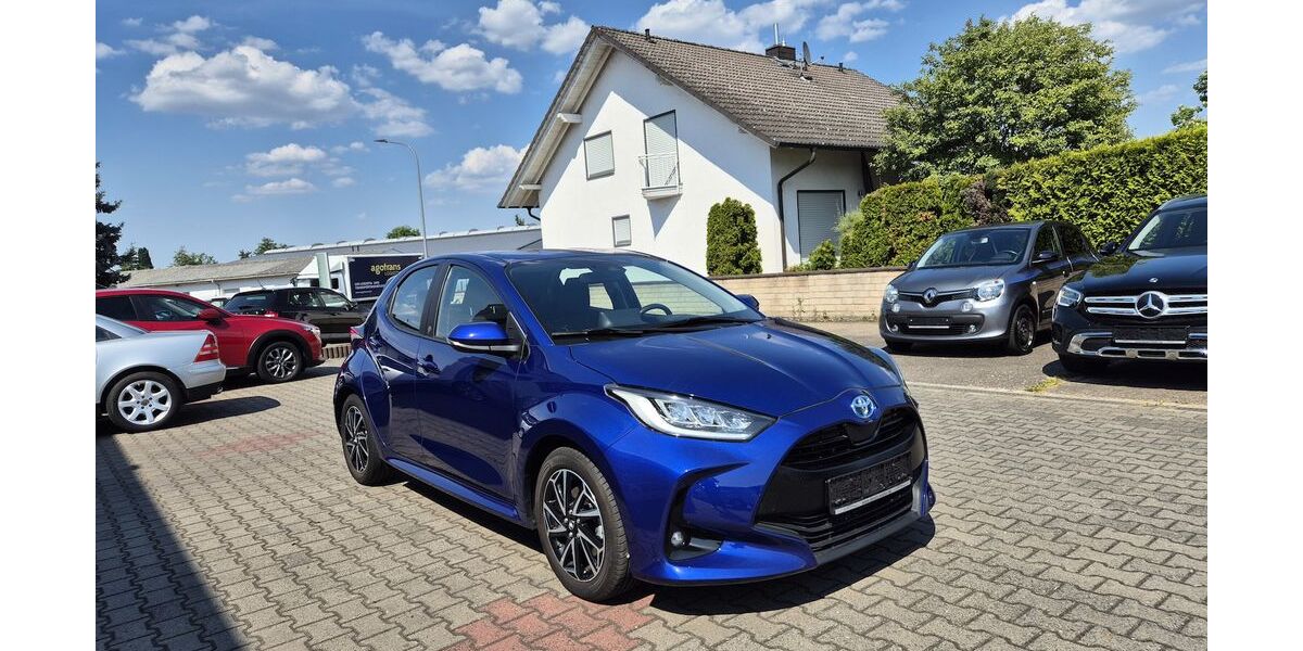 Toyota Yaris 73.500 km 16.890 &euro; Rodgau 63110