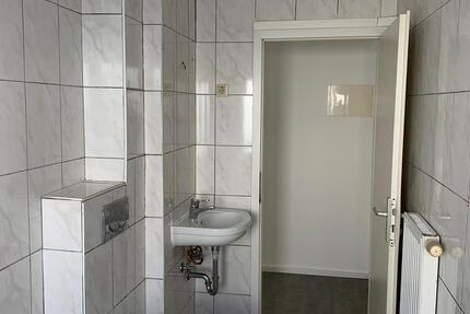 3 Zimmer Wohnung zu vermieten in Zentrale Lage 3 zimmer