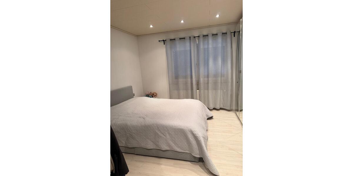 Erdgeschoßwohnung Raunheim - 2 Zimmer, 93 m&sup2;, 1.500&euro; | Angebot:25055627