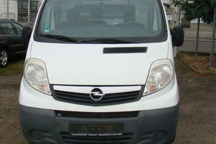 Opel Vivaro 181.000 km 4.300 &euro; Erlensee 63526
