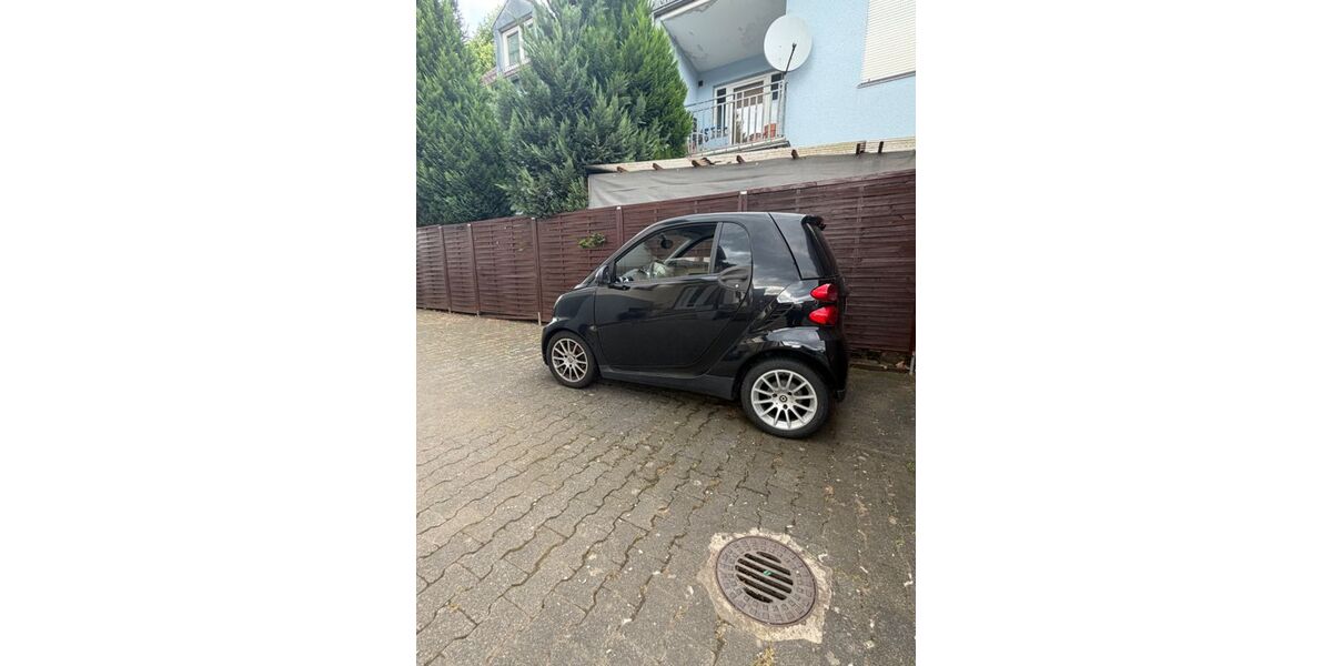 Smart ForTwo 131.700 km 2.790 &euro; Friedrichsdorf 61381