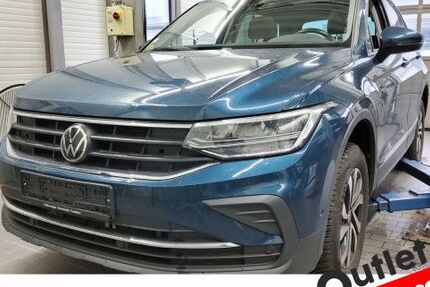 VW Tiguan 110.814 km 22.980 &euro; Frankfurt 60326