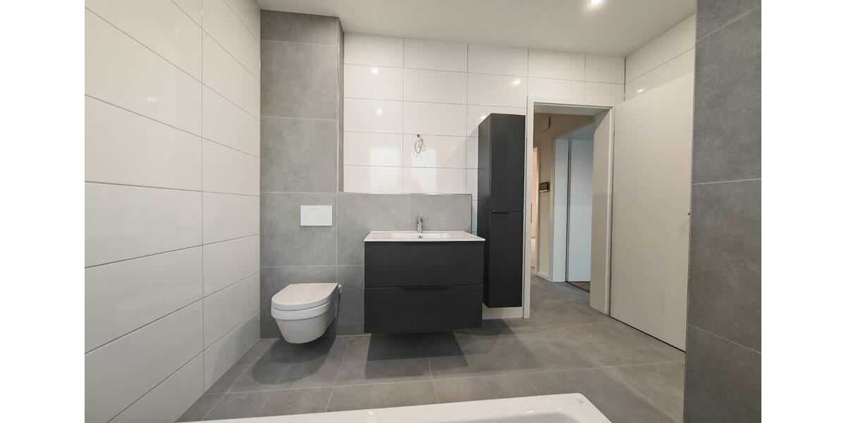 Doppelhaushälfte Hochheim am Main - 13 Zimmer, 220 m&sup2;, 1.149.000&euro; | Angebot:26415385