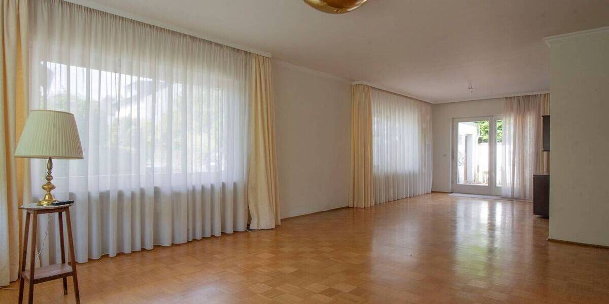 Mehrfamilienhaus, Wohnhaus Oberursel (Taunus) Oberstedten - 1 Zimmer, 371 m&sup2;, 1.780.000&euro; | Angebot:25695737