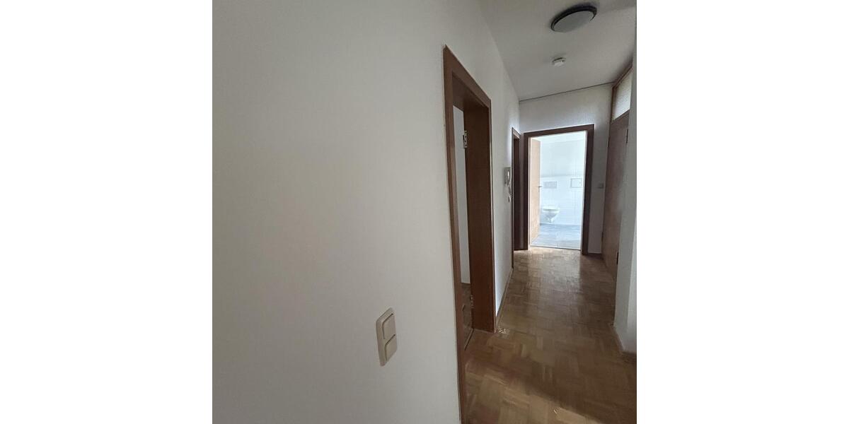 Etagenwohnung Frankfurt am Main Fechenheim - 3 Zimmer, 80 m&sup2;, 1.300&euro; | Angebot:23027842