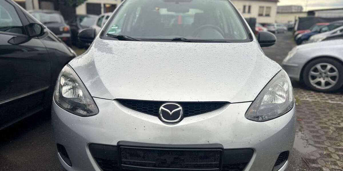 Mazda 2 190.000 km 1.990 &euro; Mühlheim 63165