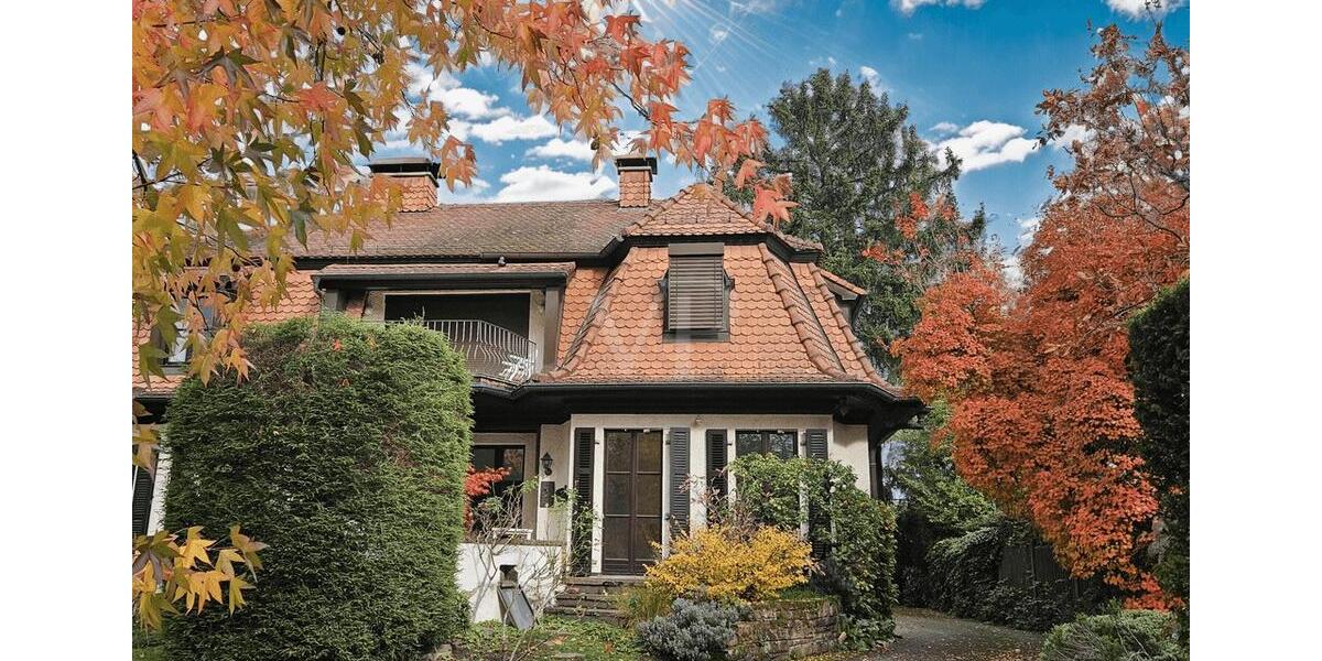 Einfamilienhaus Bad Homburg vor der Höhe Gonzenheim - 5 Zimmer, 227 m&sup2;, 3.300&euro; | Angebot:23393660