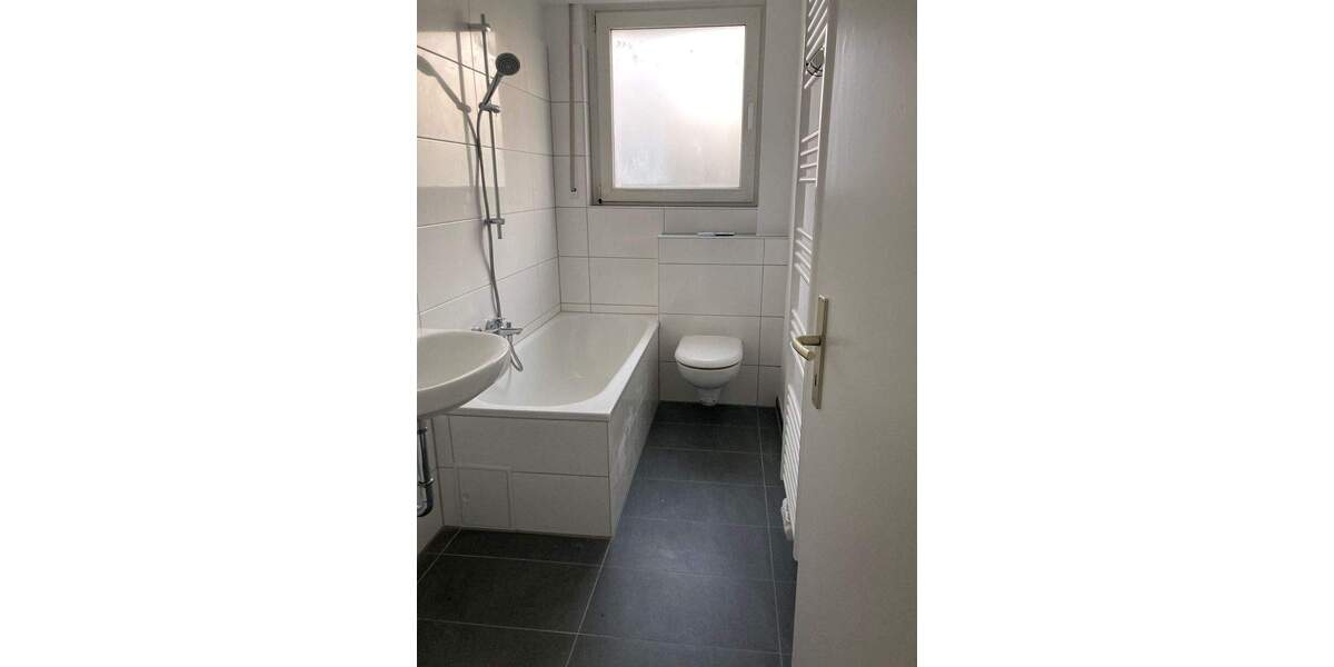 Etagenwohnung Bischofsheim - 2 Zimmer, 47 m&sup2;, 452&euro; | Angebot:25742570