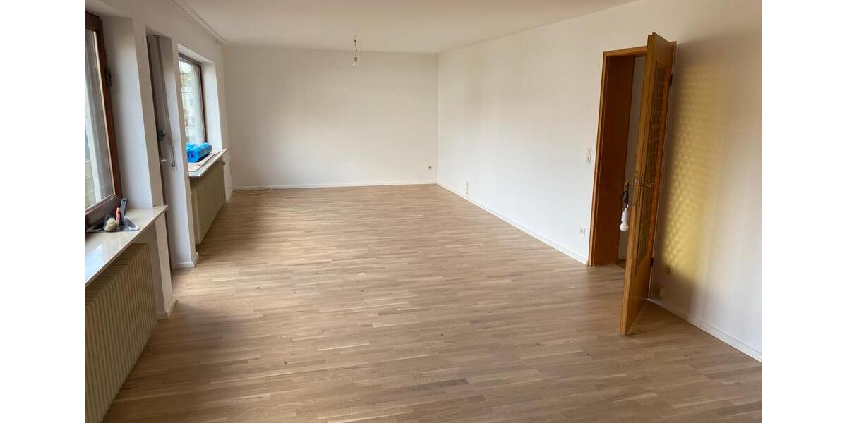 4 Zimmer Wohnung, 117m2 in Offenbach-Bieber 4 zimmer