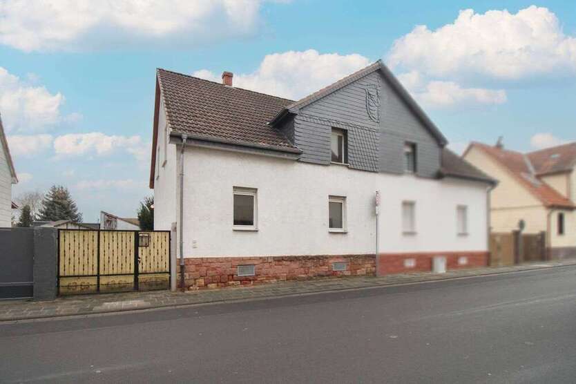 Haus zum Kaufen in Groß-Zimmern 349.000 € 189.18 m²