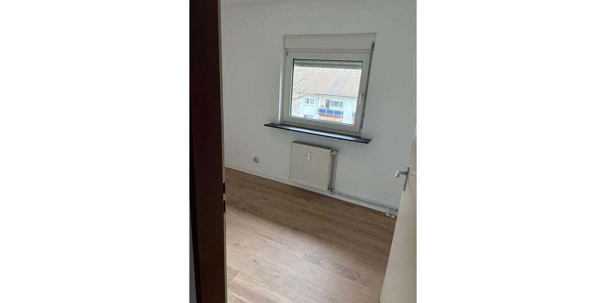 Etagenwohnung Frankfurt am Main Nied - 4 Zimmer, 76 m&sup2;, 299.000&euro; | Angebot:26120494