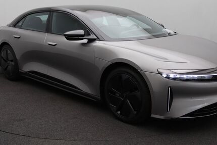 Lucid Air 14.585 km 92.464 &euro; Frankfurt 60388