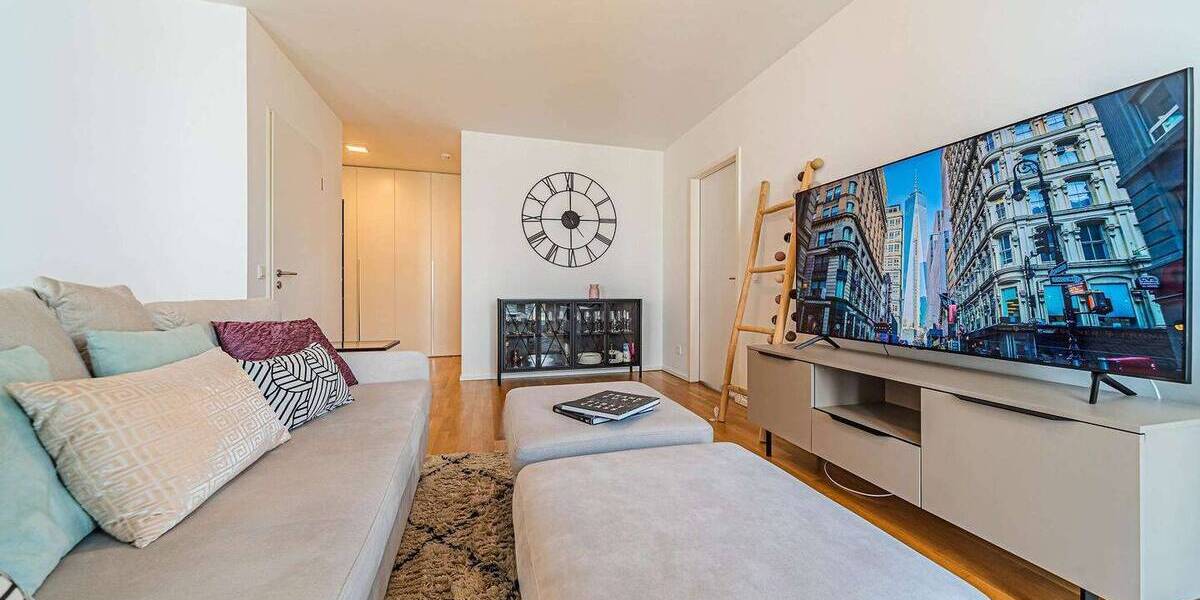 Etagenwohnung Frankfurt am Main Niederrad - 2 Zimmer, 60 m&sup2;, 2.200&euro; | Angebot:26289463