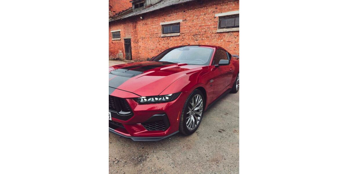 Ford Mustang 16.800 km 41.100 &euro; hanau 63456